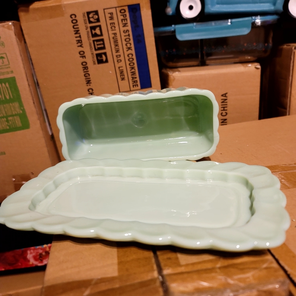 Pioneer Woman Jadeite Butter Dish - Picture 3 of 5